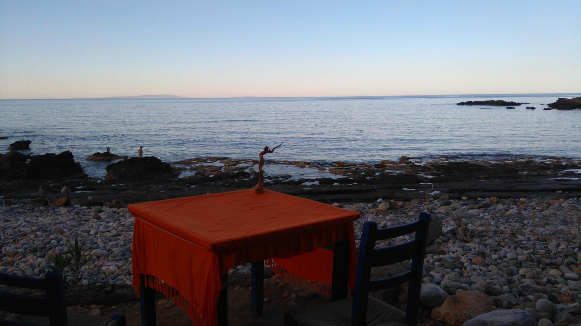 Georgoshouse Lykos Beach Sfakia Livaniana Exterior foto